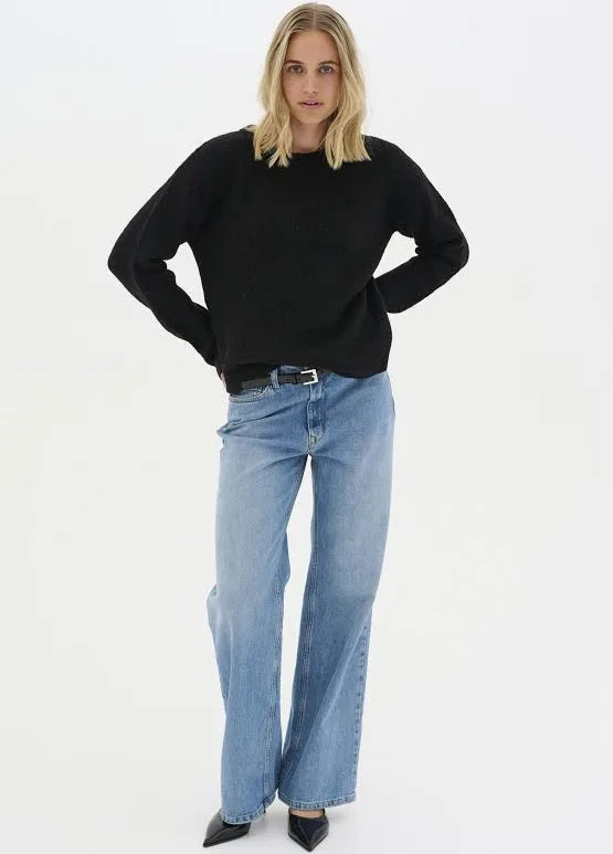 Eirin | Fekete női pulóver hosszú ujjakkal