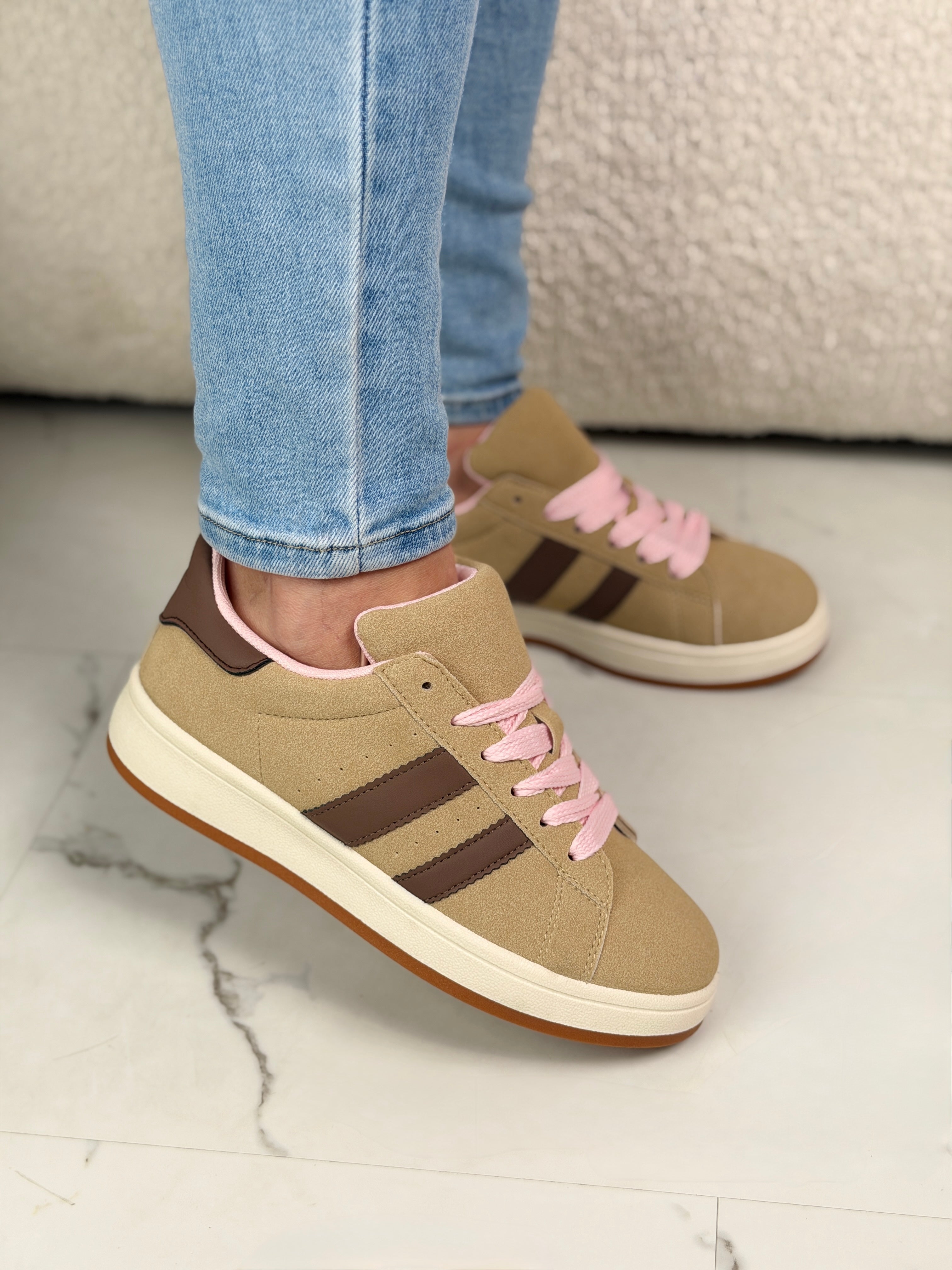 Gardenia | Khaki női sportcipő fűzős kialakítással