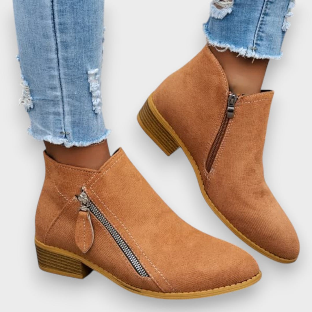 Micaela | Vintage Csizmák Klasszikus Stílusban