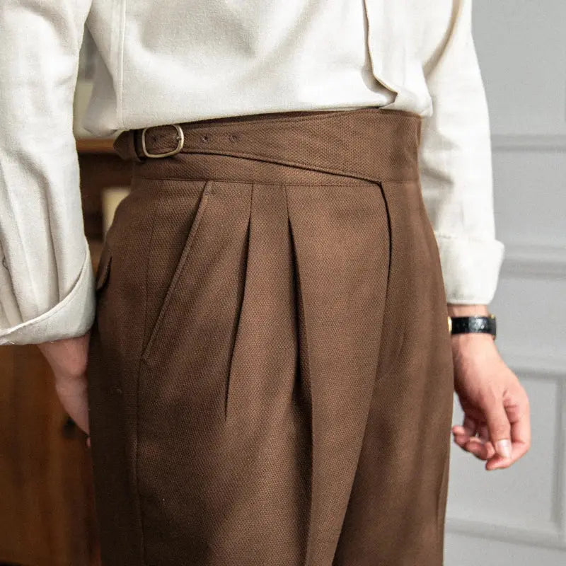 Faltengürtelhose