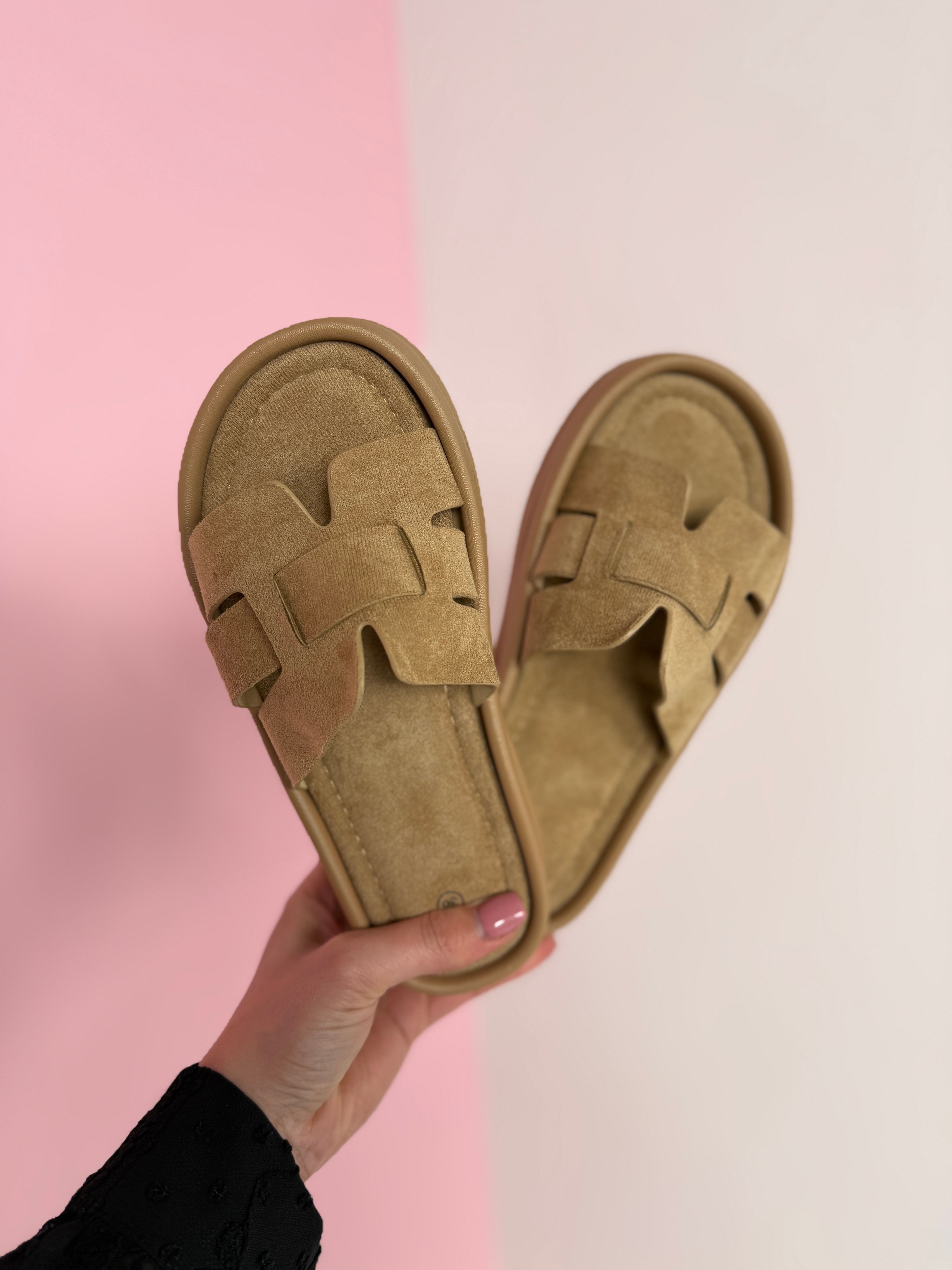 Merle | Khaki női papucs párnázott talpbetéttel