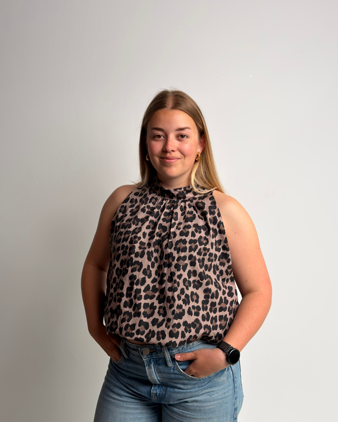 Olga | Praktikus felső