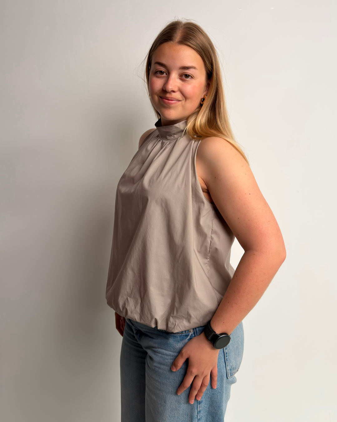 Olga | Praktikus felső