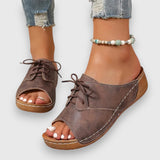 Saskia – Vintage stílusú szandál