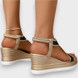 Léa | Elegáns ortopéd slip-on szandál nőknek, wedge sarokkal