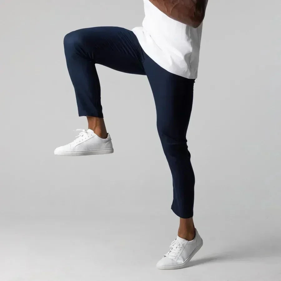 Férfi Slim-Fit Chino Nadrág