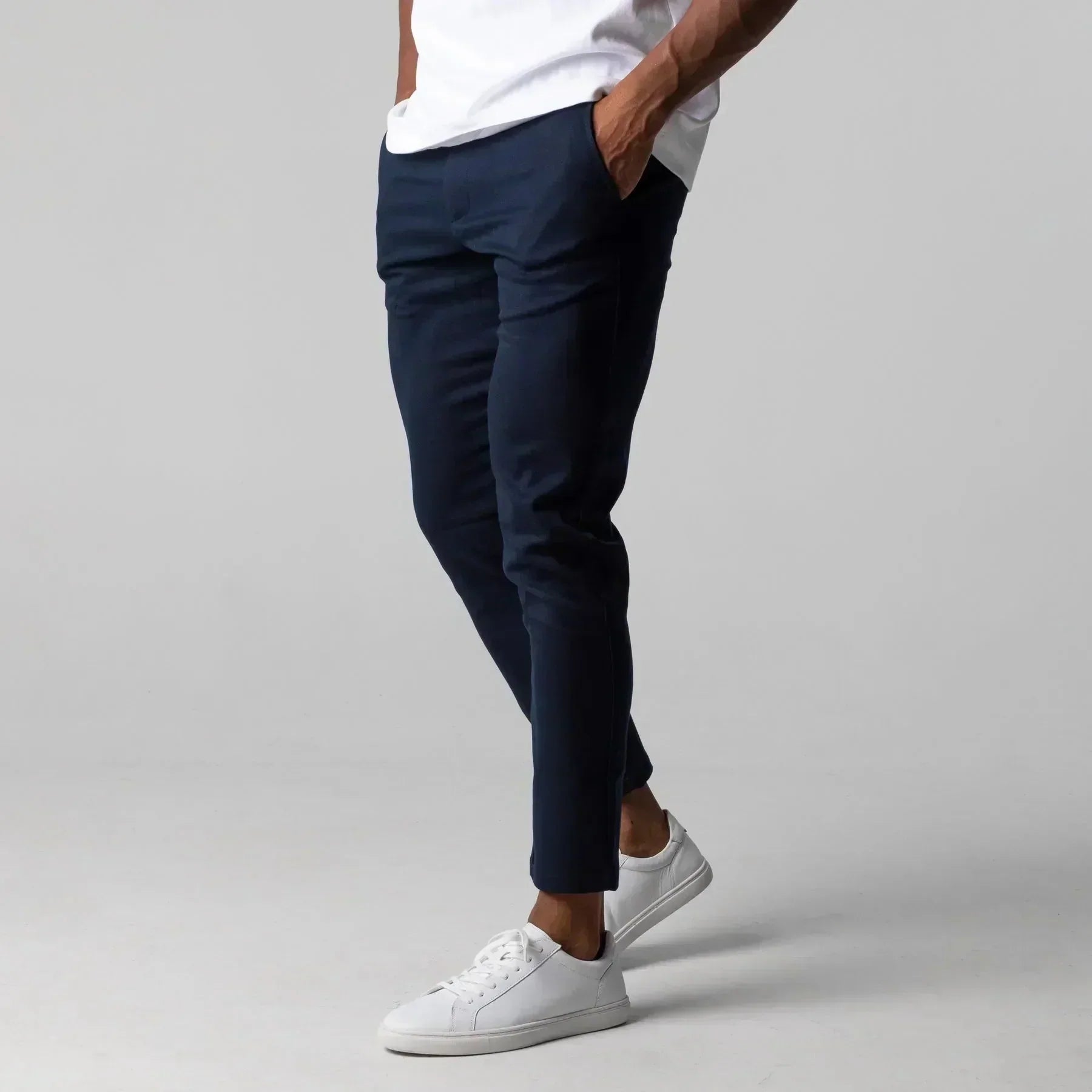Férfi Slim-Fit Chino Nadrág